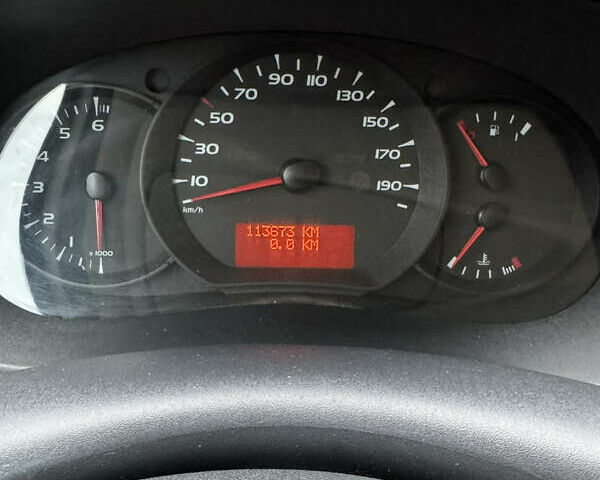 Белый Рено Кенгу, объемом двигателя 1.46 л и пробегом 114 тыс. км за 9500 $, фото 9 на Automoto.ua