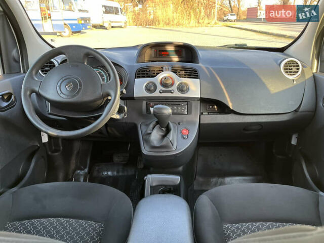 Білий Рено Кєнгу, об'ємом двигуна 0 л та пробігом 68 тис. км за 6500 $, фото 5 на Automoto.ua