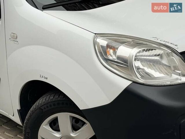 Білий Рено Кєнгу, об'ємом двигуна 1.46 л та пробігом 176 тис. км за 8300 $, фото 52 на Automoto.ua