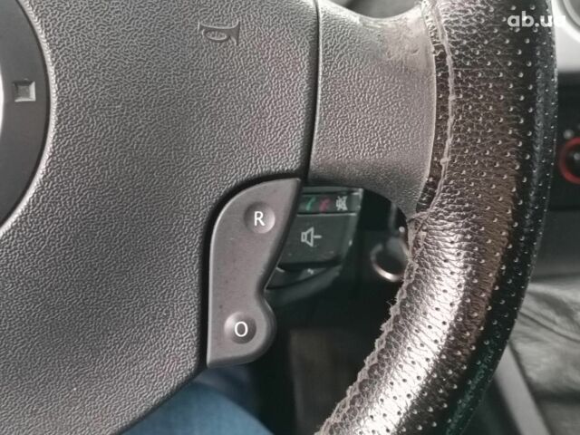 Белый Рено Кенгу, объемом двигателя 1.5 л и пробегом 330 тыс. км за 6490 $, фото 14 на Automoto.ua