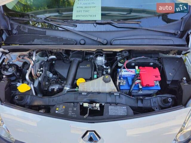 Белый Рено Кенгу, объемом двигателя 1.5 л и пробегом 185 тыс. км за 9500 $, фото 15 на Automoto.ua