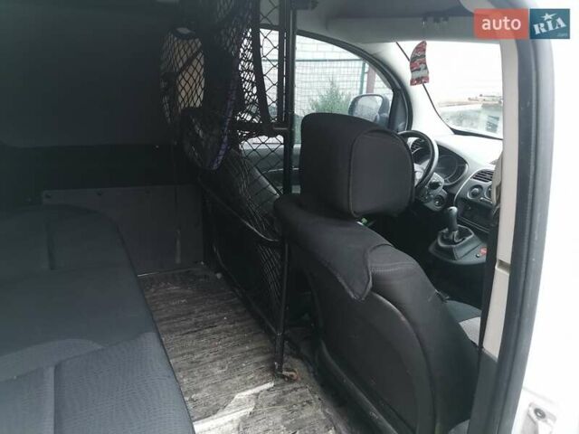 Белый Рено Кенгу, объемом двигателя 1.5 л и пробегом 260 тыс. км за 6500 $, фото 29 на Automoto.ua