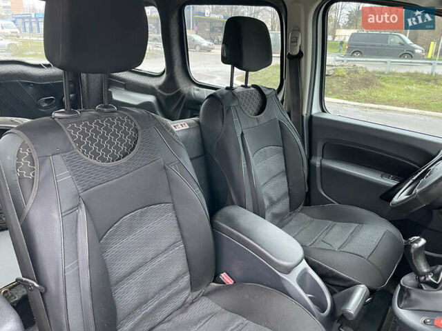 Белый Рено Кенгу, объемом двигателя 1.5 л и пробегом 374 тыс. км за 5700 $, фото 15 на Automoto.ua