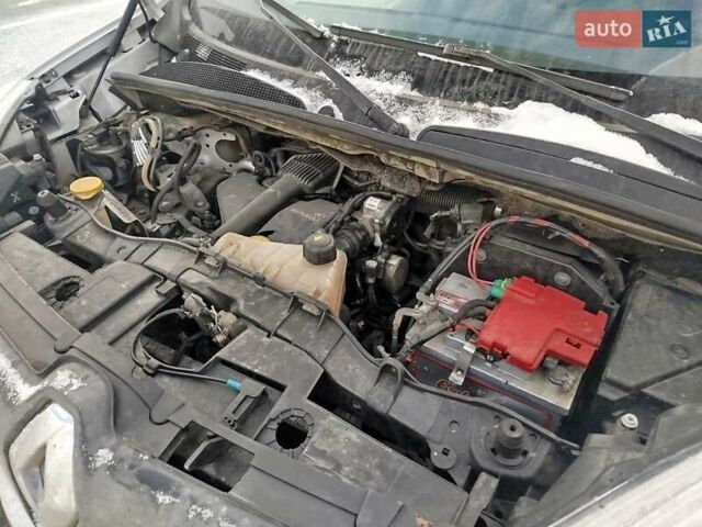 Белый Рено Кенгу, объемом двигателя 1.46 л и пробегом 298 тыс. км за 5999 $, фото 12 на Automoto.ua