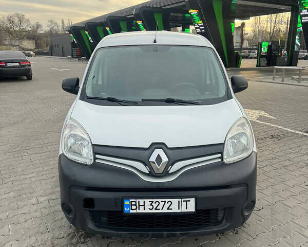 Білий Рено Кєнгу, об'ємом двигуна 1.46 л та пробігом 231 тис. км за 6000 $, фото 3 на Automoto.ua