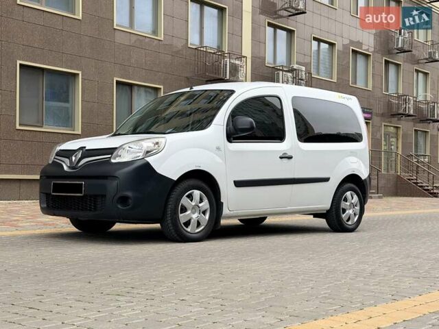 Білий Рено Кєнгу, об'ємом двигуна 1.46 л та пробігом 176 тис. км за 8300 $, фото 82 на Automoto.ua