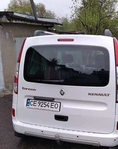Белый Рено Кенгу, объемом двигателя 0 л и пробегом 275 тыс. км за 9500 $, фото 23 на Automoto.ua
