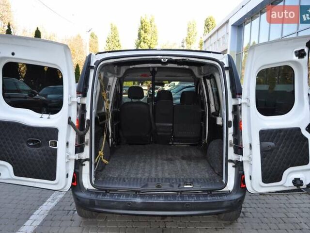 Рено Кенгу 2013 в Одессе на Automoto.ua Белый Рено Кенгу, объемом двигателя 1.5 л и пробегом 286 тыс. км за 6300 $, фото 7 на Automoto.ua