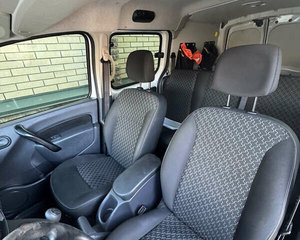 Білий Рено Кєнгу, об'ємом двигуна 1.46 л та пробігом 282 тис. км за 9300 $, фото 15 на Automoto.ua