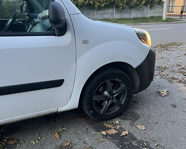 Білий Рено Кєнгу, об'ємом двигуна 1.46 л та пробігом 207 тис. км за 7350 $, фото 13 на Automoto.ua