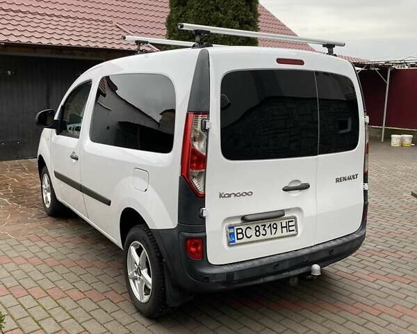 Белый Рено Кенгу, объемом двигателя 1.46 л и пробегом 273 тыс. км за 8700 $, фото 5 на Automoto.ua