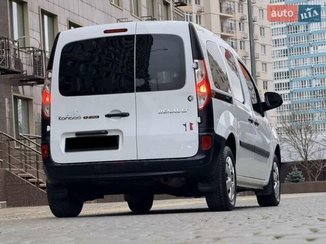 Білий Рено Кєнгу, об'ємом двигуна 1.46 л та пробігом 176 тис. км за 8300 $, фото 68 на Automoto.ua