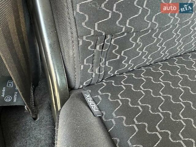 Белый Рено Кенгу, объемом двигателя 1.46 л и пробегом 231 тыс. км за 7750 $, фото 14 на Automoto.ua