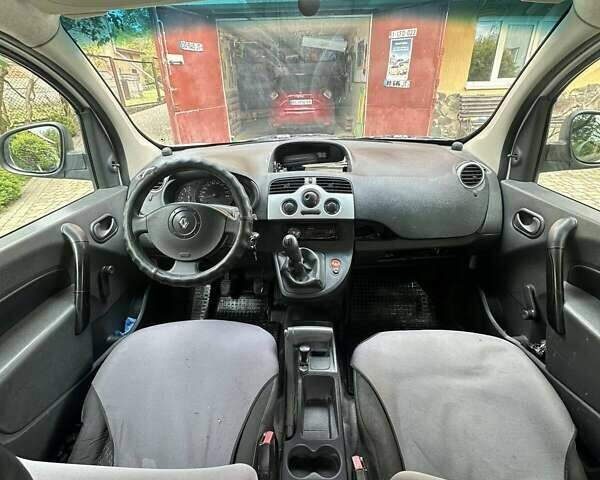 Рено Кенгу 2013 в Львове на Automoto.ua Белый Рено Кенгу, объемом двигателя 1.46 л и пробегом 225 тыс. км за 4500 $, фото 3 на Automoto.ua