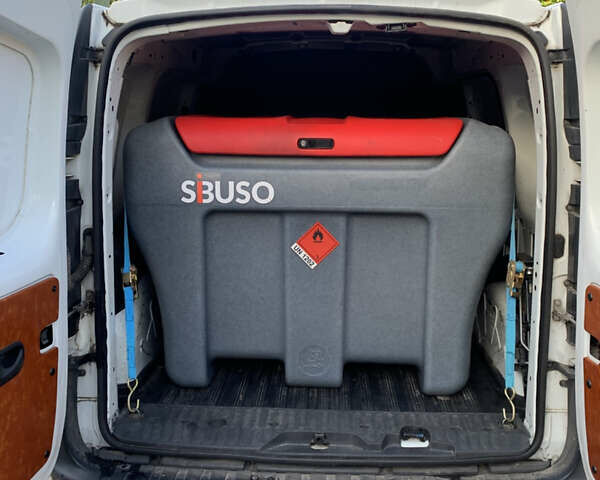 Білий Рено Кєнгу, об'ємом двигуна 1.46 л та пробігом 303 тис. км за 5500 $, фото 8 на Automoto.ua