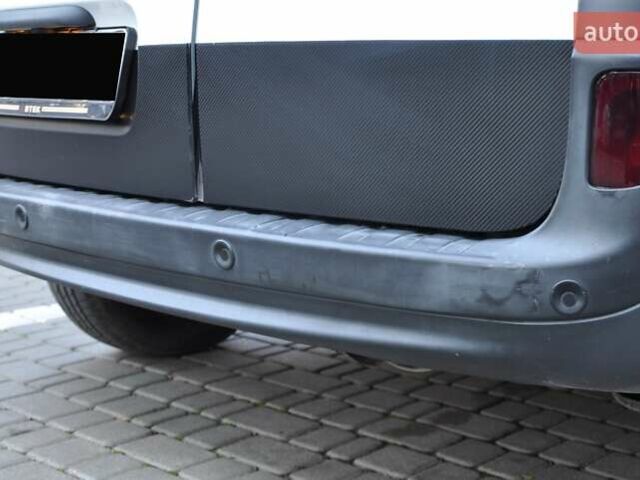 Рено Кенгу 2013 в Одессе на Automoto.ua Белый Рено Кенгу, объемом двигателя 1.5 л и пробегом 286 тыс. км за 6300 $, фото 5 на Automoto.ua