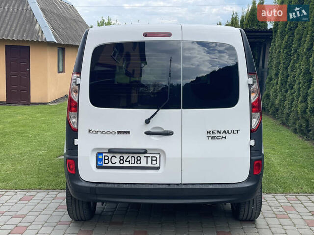 Белый Рено Кенгу, объемом двигателя 1.5 л и пробегом 275 тыс. км за 10200 $, фото 5 на Automoto.ua