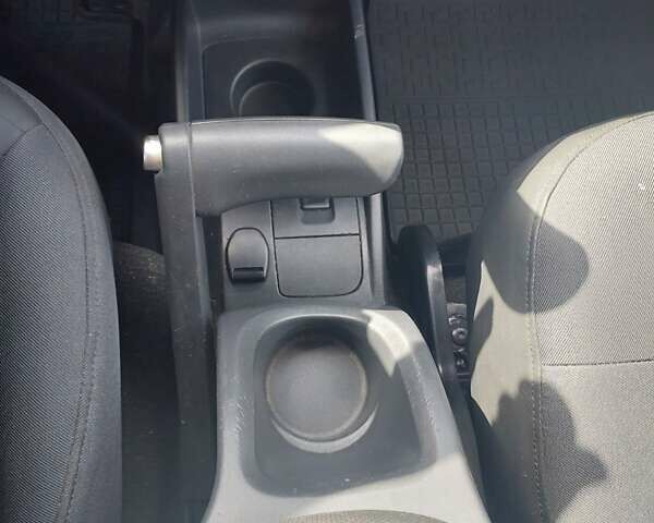 Белый Рено Кенгу, объемом двигателя 1.46 л и пробегом 353 тыс. км за 7100 $, фото 2 на Automoto.ua