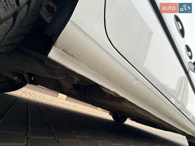 Білий Рено Кєнгу, об'ємом двигуна 1.46 л та пробігом 176 тис. км за 8300 $, фото 63 на Automoto.ua