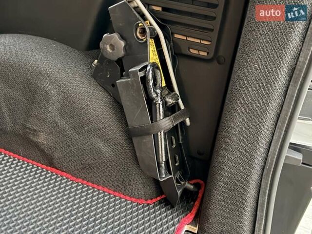 Білий Рено Кєнгу, об'ємом двигуна 1.46 л та пробігом 176 тис. км за 8300 $, фото 38 на Automoto.ua