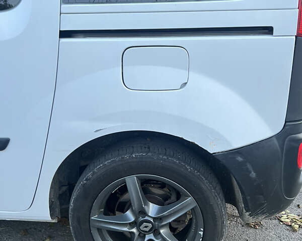 Білий Рено Кєнгу, об'ємом двигуна 1.46 л та пробігом 207 тис. км за 7350 $, фото 12 на Automoto.ua