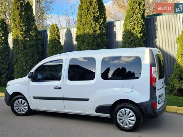 Рено Кєнгу 2013 у Хмельницькому на Automoto.ua Білий Рено Кєнгу, об'ємом двигуна 1.46 л та пробігом 201 тис. км за 10800 $, фото 3 на Automoto.ua