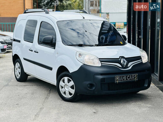 Білий Рено Кєнгу, об'ємом двигуна 1.5 л та пробігом 230 тис. км за 7800 $, фото 10 на Automoto.ua