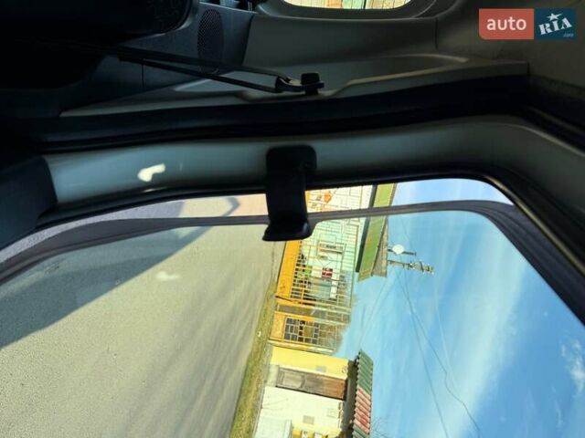 Белый Рено Кенгу, объемом двигателя 1.46 л и пробегом 231 тыс. км за 7750 $, фото 25 на Automoto.ua