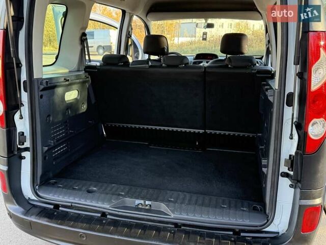 Белый Рено Кенгу, объемом двигателя 1.46 л и пробегом 231 тыс. км за 7750 $, фото 11 на Automoto.ua