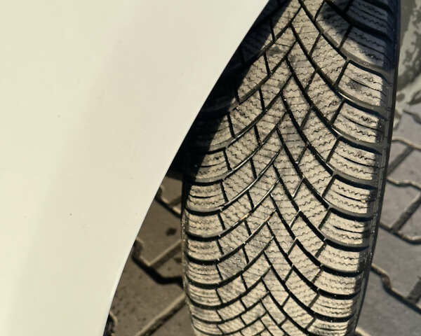 Білий Рено Кєнгу, об'ємом двигуна 0 л та пробігом 68 тис. км за 6500 $, фото 13 на Automoto.ua