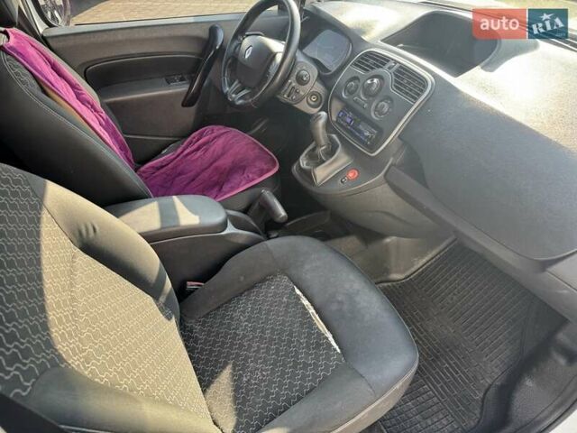 Белый Рено Кенгу, объемом двигателя 1.5 л и пробегом 193 тыс. км за 5900 $, фото 8 на Automoto.ua