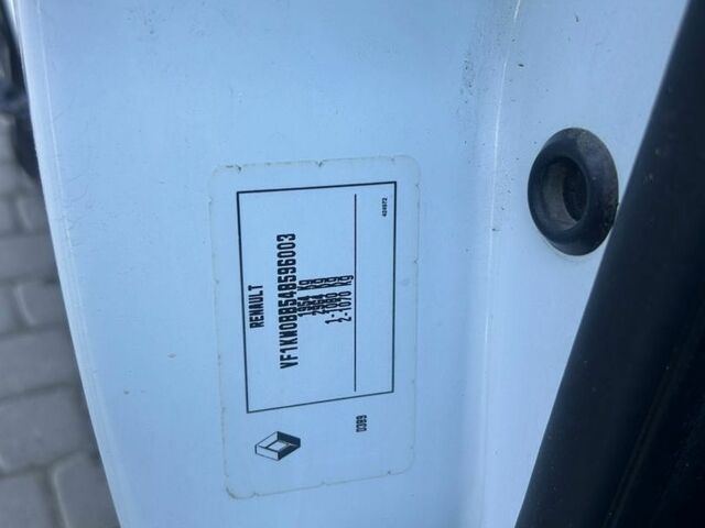 Білий Рено Кєнгу, об'ємом двигуна 1.5 л та пробігом 222 тис. км за 5500 $, фото 8 на Automoto.ua
