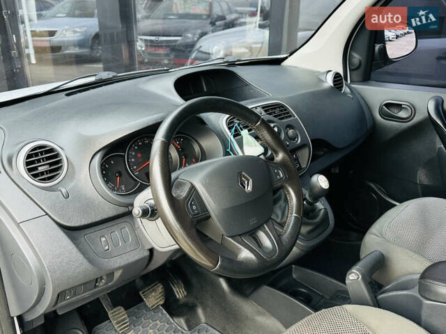 Білий Рено Кєнгу, об'ємом двигуна 1.5 л та пробігом 230 тис. км за 7800 $, фото 17 на Automoto.ua