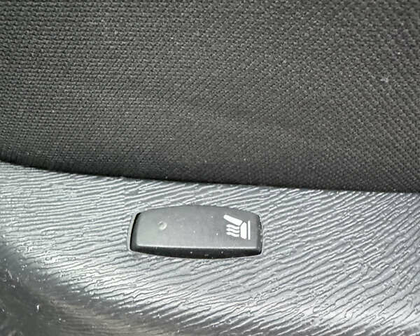 Белый Рено Кенгу, объемом двигателя 1.46 л и пробегом 114 тыс. км за 9500 $, фото 18 на Automoto.ua