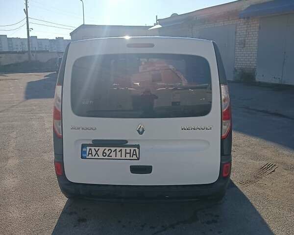 Білий Рено Кєнгу, об'ємом двигуна 1.5 л та пробігом 198 тис. км за 7500 $, фото 2 на Automoto.ua