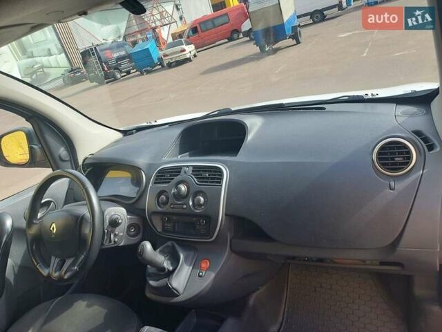 Белый Рено Кенгу, объемом двигателя 1.46 л и пробегом 253 тыс. км за 6999 $, фото 10 на Automoto.ua