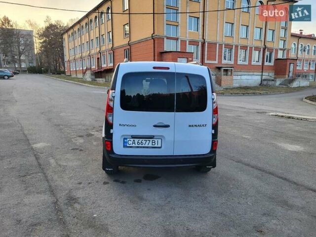 Белый Рено Кенгу, объемом двигателя 1.5 л и пробегом 233 тыс. км за 8800 $, фото 6 на Automoto.ua