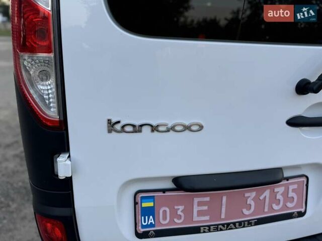Белый Рено Кенгу, объемом двигателя 1.5 л и пробегом 173 тыс. км за 11600 $, фото 51 на Automoto.ua