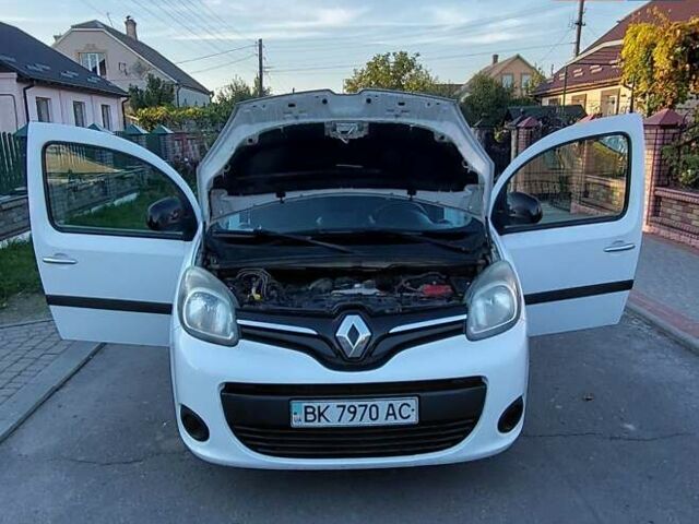 Рено Кєнгу 2014 у Дубно на Automoto.ua Білий Рено Кєнгу, об'ємом двигуна 1.46 л та пробігом 345 тис. км за 8800 $, фото 20 на Automoto.ua