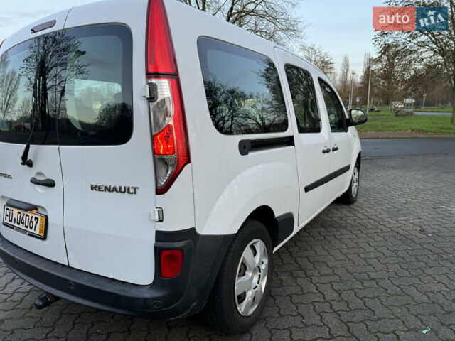 Белый Рено Кенгу, объемом двигателя 1.5 л и пробегом 186 тыс. км за 10699 $, фото 53 на Automoto.ua