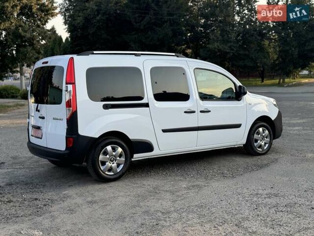 Белый Рено Кенгу, объемом двигателя 1.5 л и пробегом 173 тыс. км за 11600 $, фото 16 на Automoto.ua