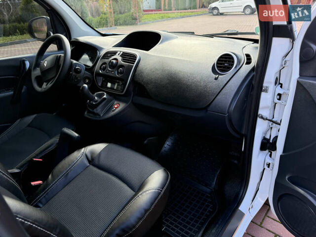 Білий Рено Кєнгу, об'ємом двигуна 1.5 л та пробігом 247 тис. км за 11700 $, фото 32 на Automoto.ua