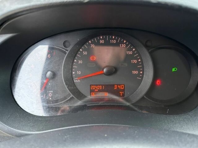 Белый Рено Кенгу, объемом двигателя 1.5 л и пробегом 204 тыс. км за 7900 $, фото 17 на Automoto.ua