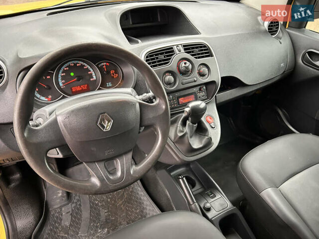 Белый Рено Кенгу, объемом двигателя 0 л и пробегом 69 тыс. км за 6500 $, фото 17 на Automoto.ua
