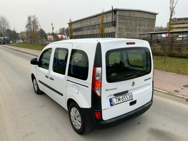 Белый Рено Кенгу, объемом двигателя 1.5 л и пробегом 204 тыс. км за 7900 $, фото 10 на Automoto.ua