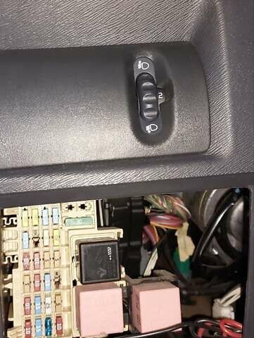 Рено Кєнгу 2014 у Дубно на Automoto.ua Білий Рено Кєнгу, об'ємом двигуна 1.46 л та пробігом 345 тис. км за 8800 $, фото 47 на Automoto.ua