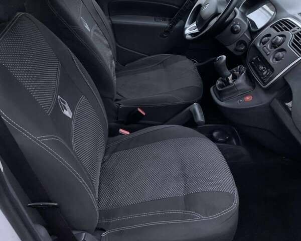 Білий Рено Кєнгу, об'ємом двигуна 1.46 л та пробігом 218 тис. км за 9600 $, фото 10 на Automoto.ua