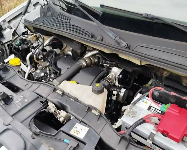 Белый Рено Кенгу, объемом двигателя 1.46 л и пробегом 385 тыс. км за 4200 $, фото 10 на Automoto.ua