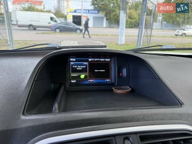 Рено Кєнгу 2014 у Одесі на Automoto.ua Білий Рено Кєнгу, об'ємом двигуна 1.5 л та пробігом 217 тис. км за 7500 $, фото 13 на Automoto.ua