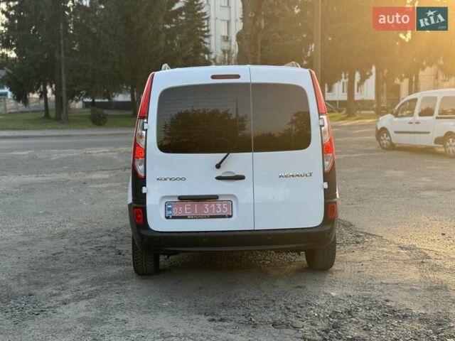 Белый Рено Кенгу, объемом двигателя 1.5 л и пробегом 173 тыс. км за 11600 $, фото 92 на Automoto.ua